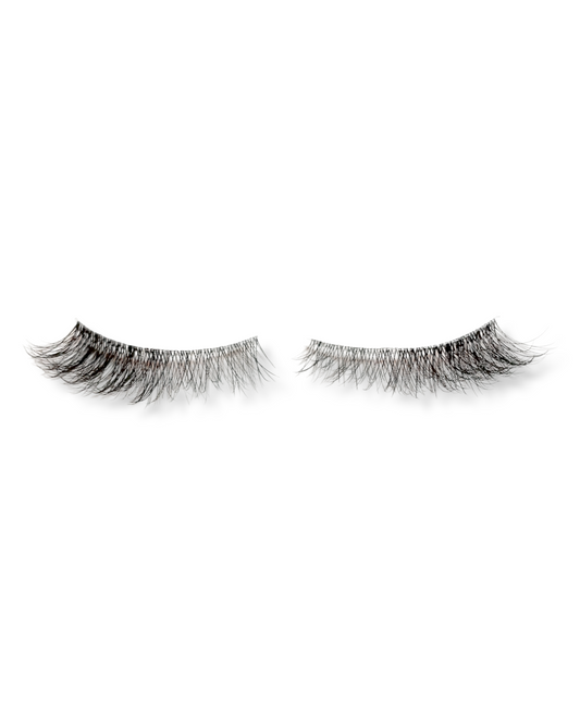 How to clean strip lashes